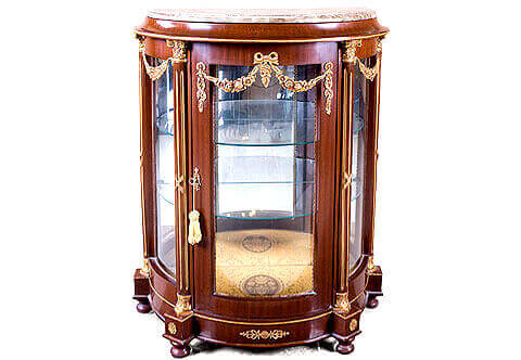 Louis Reproductions Corner French Furniture Display Cabinet, style Louis XVI Vitrine, XV