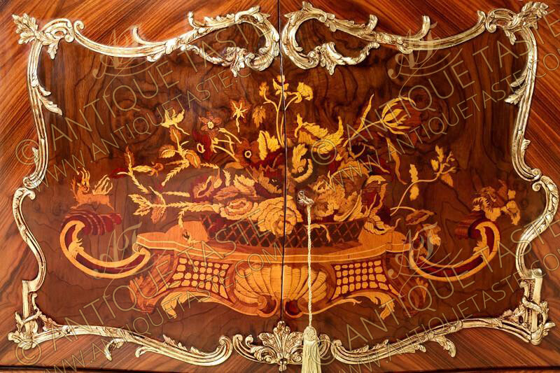 Mirror in lacquer and straw marquetry, Louis XIV period. - Ref.100911