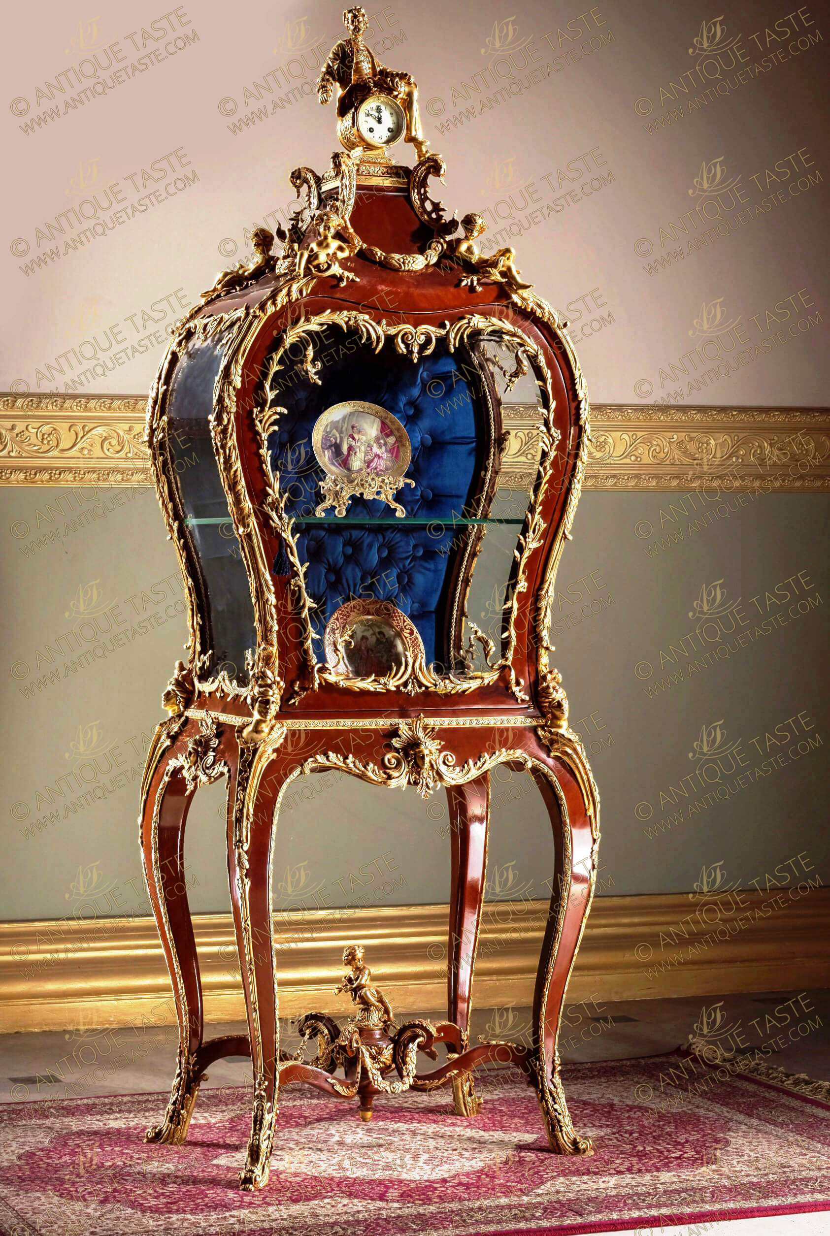 Louis XVI Style Gris Trianon 'Trianon Gray' Vitrine / Cabinet by